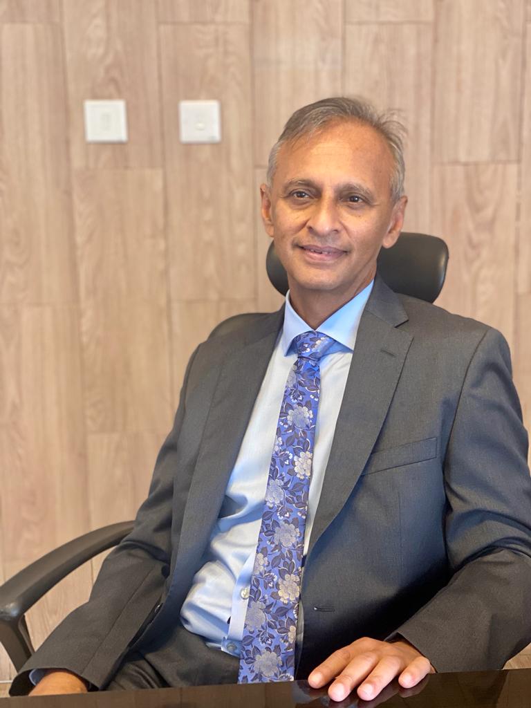 Shyam Hathiramani, Managing Director